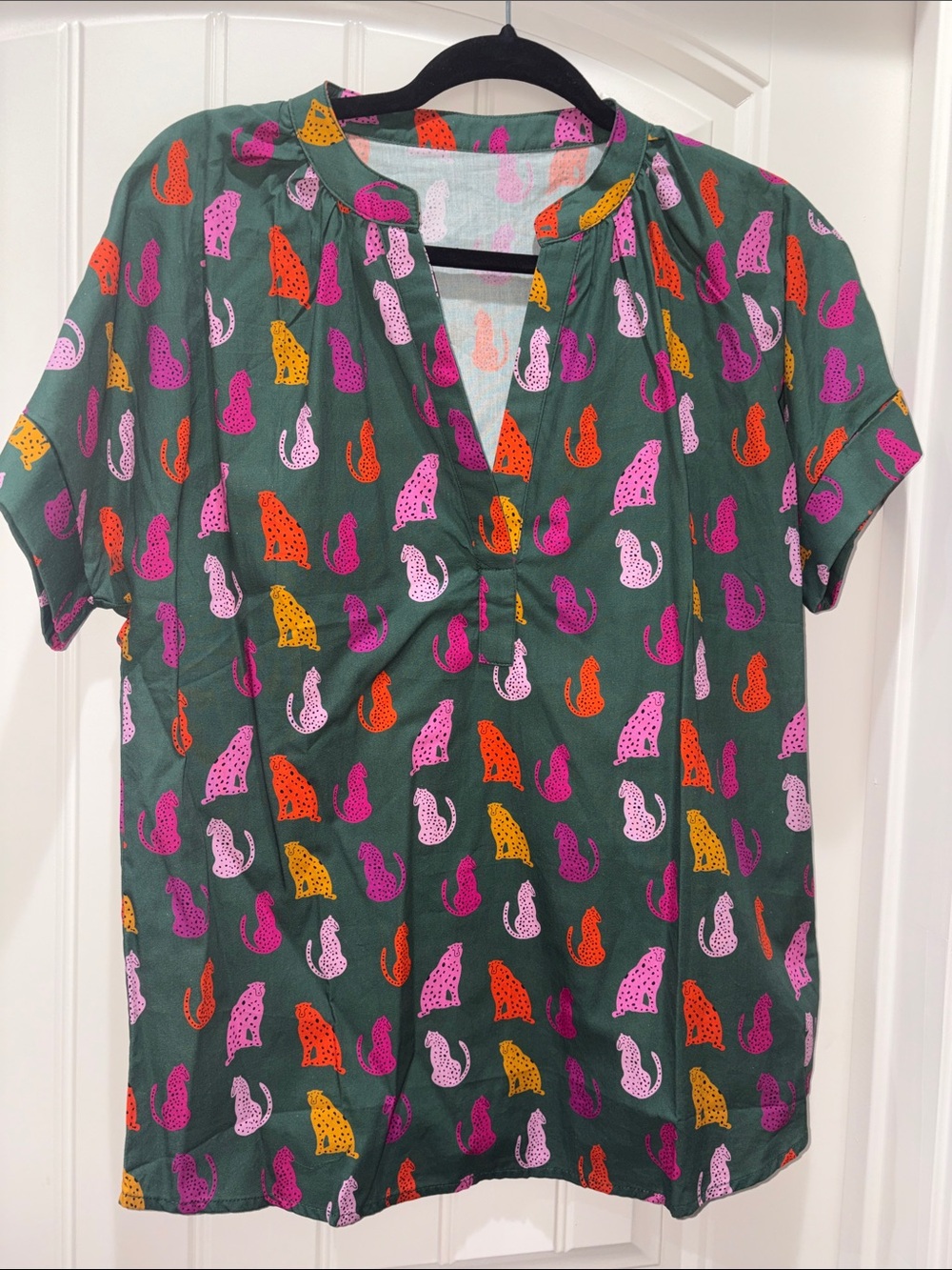Green Short-Sleeve Blouse with Multicolor Cat Print